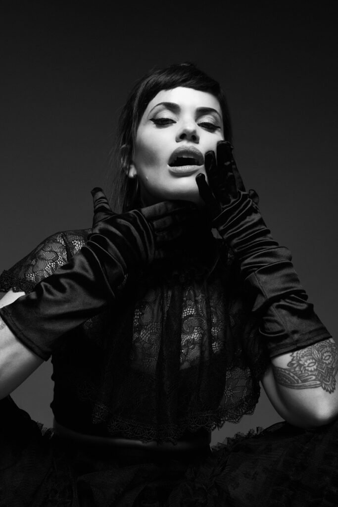 Natalia Doco presenta Hacha