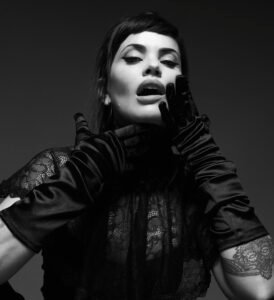 Natalia Doco presenta Hacha